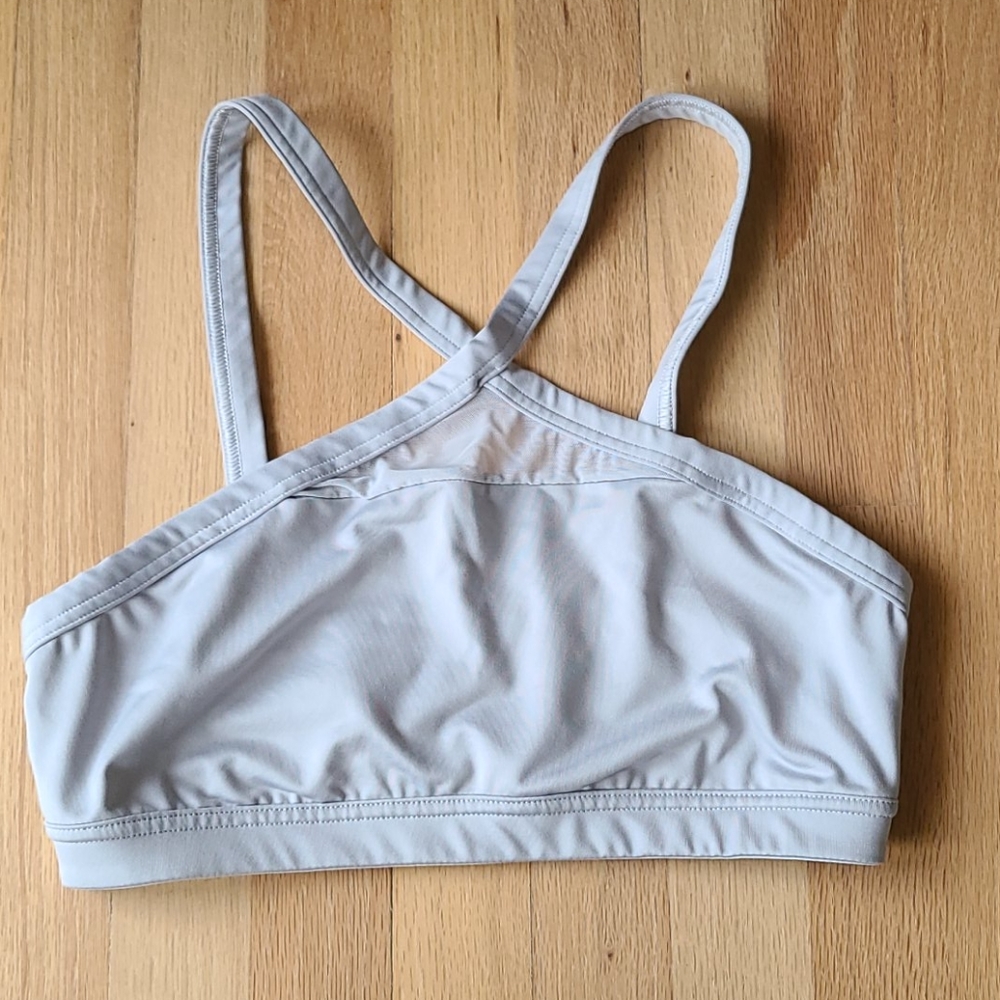 VS's Sport Sports Bra